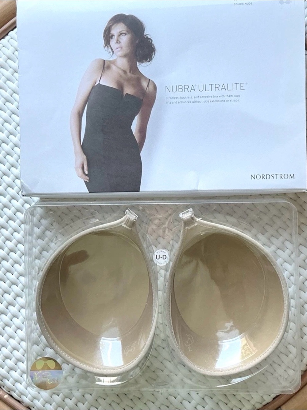 NORDSTROM NUBRA ULTRALITE NUDE SZ:D ADHESIVE STRAPLESS BACKLESS BRA NEW W/ TAGS